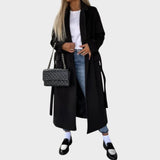 Gina | Elegant Lang Frakke med Rever og Knapper