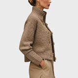 Violeta | Elegant Kort Jakke med Knapper i Kvalitetsdesign